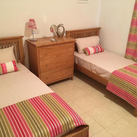 ماندريا Excellent 2 Bed Apartment المظهر الخارجي الصورة