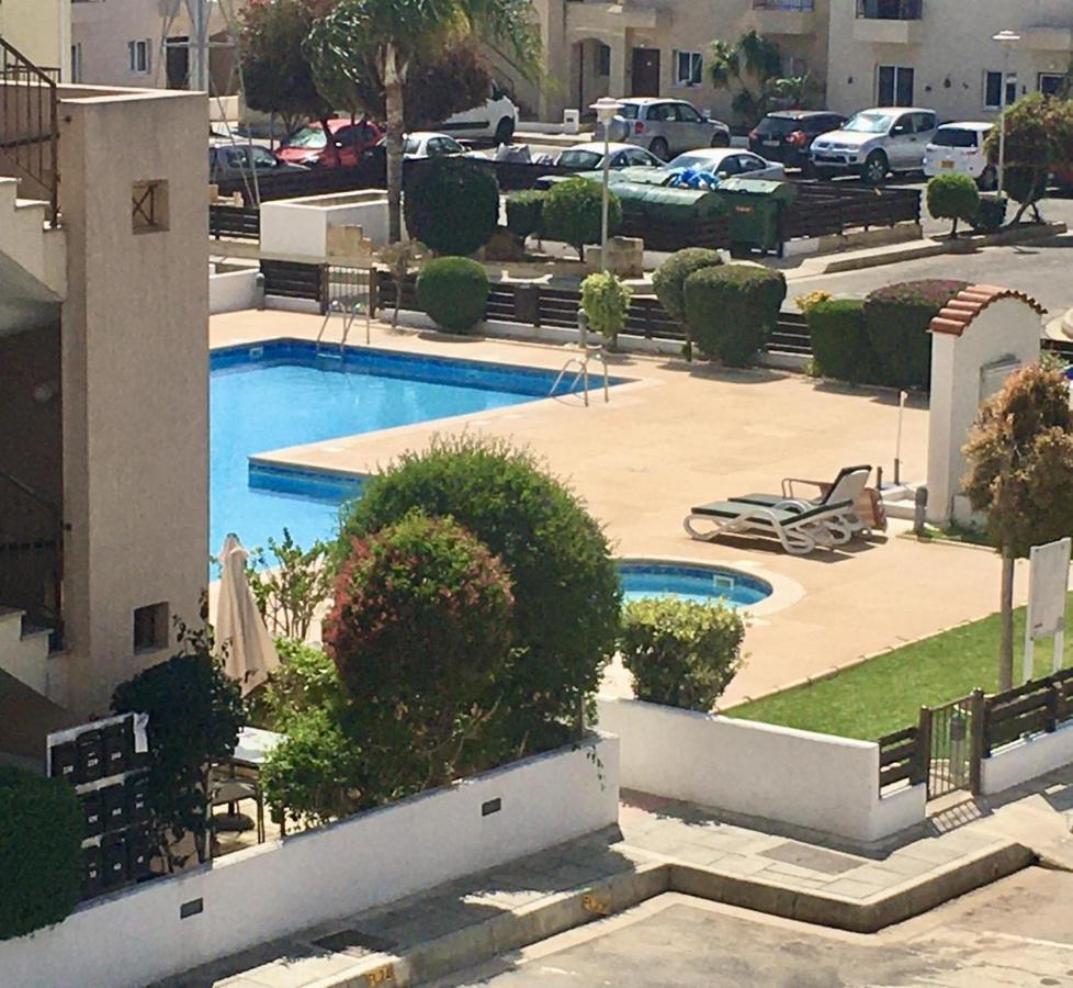 ماندريا Excellent 2 Bed Apartment المظهر الخارجي الصورة